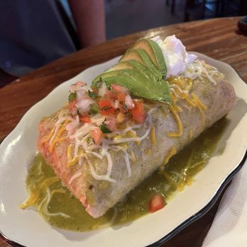 Georgie's Garage and Grill - Wet burrito - New American Near Me - Vancouver, Washington