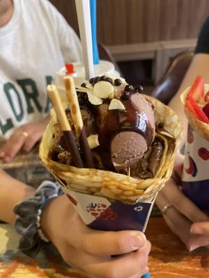 T-Swirl Crêpe by null