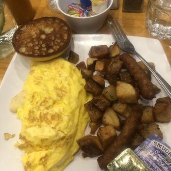 Frida Room - Breakfast & Brunch Near Me - Chicago, Illinois