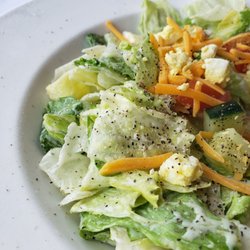 Capronis Restaurant and Bar - Maysville Salad with added pepper