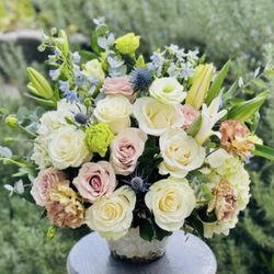 Blooming Ruby's - Arrangements