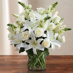 J & J Flowers & Gifts Shop