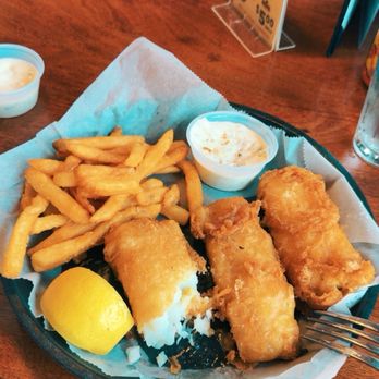The Waterfront Pub and Grill - Fish and chips - Pubs Near Me - Delavan, Wisconsin