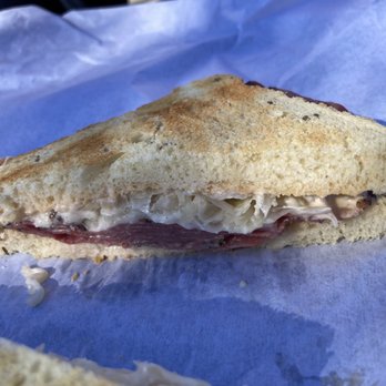 Summer's Market & Deli - Reuben - Delis Near Me - Healdsburg, California