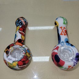 Silicone/ glass pipes Silicone/ glass pipes