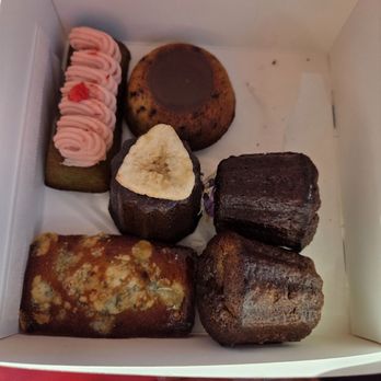 brown bag cookies - Baked goods - Desserts Near Me - Los Angeles, California brown bag cookies - Baked goods - Desserts Near Me - Los Angeles, California