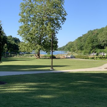 Lake Atalanta - Lakes Near Me - Rogers, Arkansas