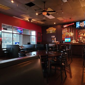 The Roaming Gnome Pub & Eatery - Inside - Pubs Near Me - Sevierville, Tennessee The Roaming Gnome Pub & Eatery - Inside - Pubs Near Me - Sevierville, Tennessee