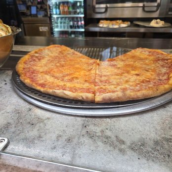 Pizzeria G - Pizza Near Me - Garden City, New York Pizzeria G - Pizza Near Me - Garden City, New York