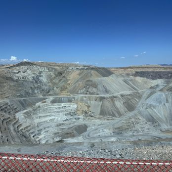 Asarco Mineral Discovery - The pit - Tours Near Me - Sahuarita, Arizona