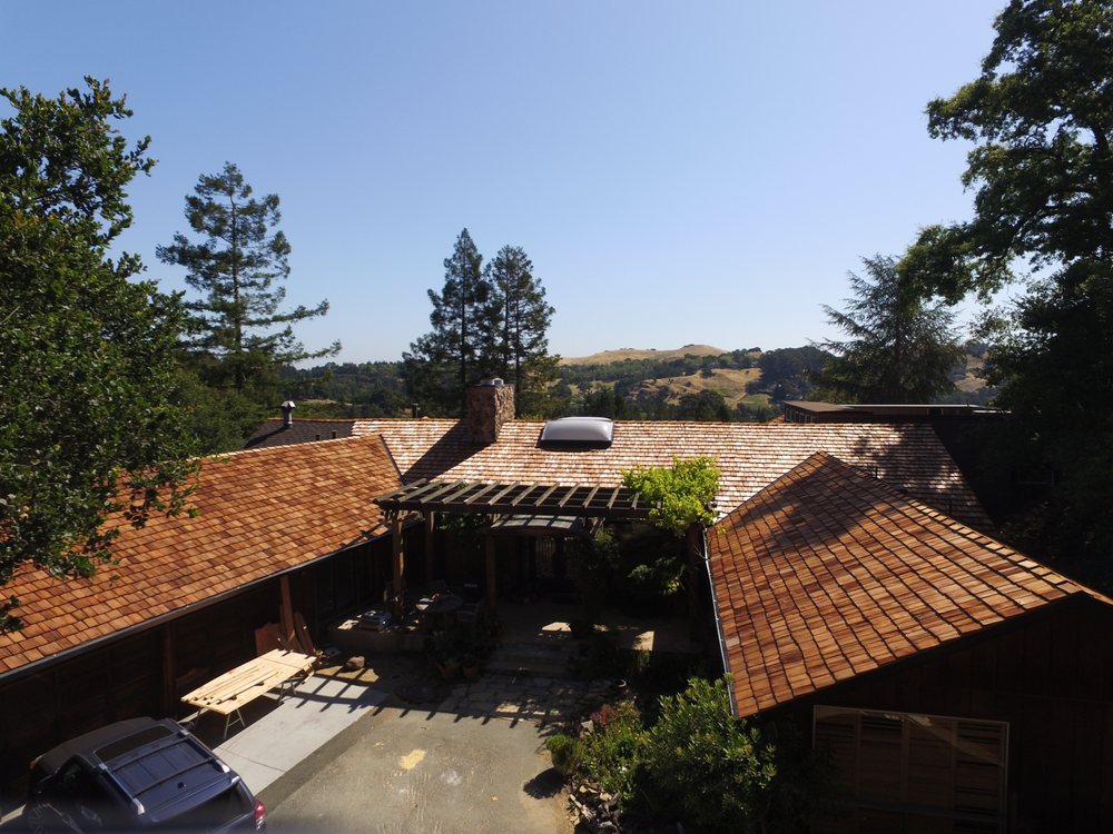 Slide of Freeman Roofing