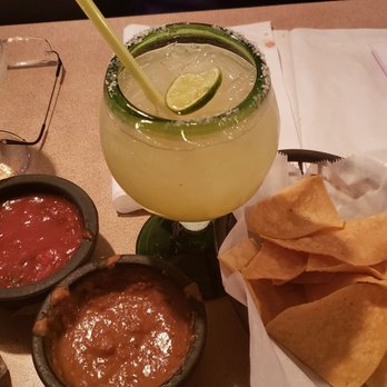 Si Amigos - Lovely Margarita's. Homemade chips and salsa and a lovely bean dip as well, yummy. - Mexican Near Me - Reno, Nevada