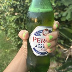 Haven Los Feliz - Green nails!