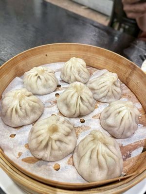 Tumi Dumpling House by null