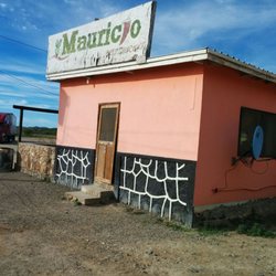 Mauricio's - Front