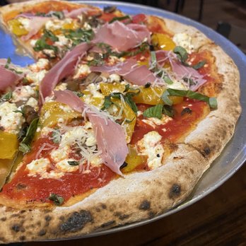 Jack Pallinos - Coal fired pizza oven and a great selection of toppings - Pizza Near Me - Dunedin, Florida