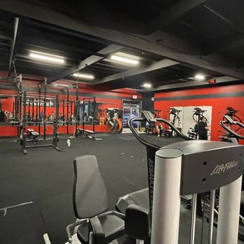 Crossfit Hayward - Gyms Near Me - Hayward, California Crossfit Hayward - Gyms Near Me - Hayward, California