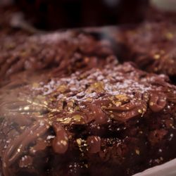 D'Ponke Cake & Eatery - Brownietella
