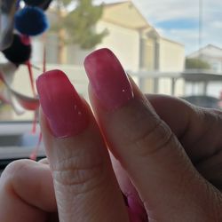 Le Nails & Spa - Two different length nails