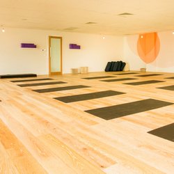 KX Yoga - A large open studio. Image from KX Yoga
