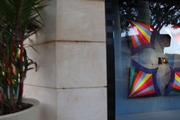 Louis Vuitton Maui Wailea by null