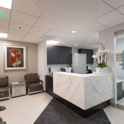 Allan C Jones, DDS - waiting room