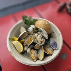 Malibu Seafood Fresh Fish Market & Patio Cafe - Steamed Clams