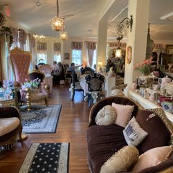 Uniquely Yours Tea Room