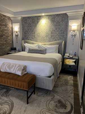 The Ivey's Hotel by null