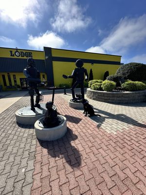 Lodge Factory Store by null