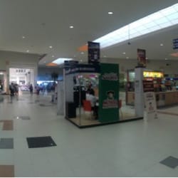 Patio Lincoln - Interior de la plaza comercial.