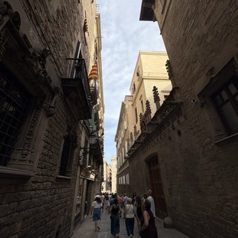 Barri Gòtic - Local Flavor Near Me
