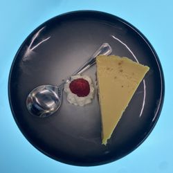 A slide of the key lime pie at the bar.