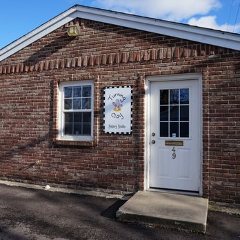 Turning Clay Pottery Studio - Visit our studio in Brownsburg. Membership includes use of equipment, tools, clay, glazes and firings! - Arts & Crafts Near Me - Brownsburg, Indiana Turning Clay Pottery Studio - Visit our studio in Brownsburg. Membership includes use of equipment, tools, clay, glazes and firings! - Arts & Crafts Near Me - Brownsburg, Indiana