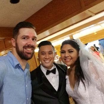 DJ Crossover - Wedding in San Diego with a very happy bride and groom - DJs Near Me - Riverside, California DJ Crossover - Wedding in San Diego with a very happy bride and groom - DJs Near Me - Riverside, California
