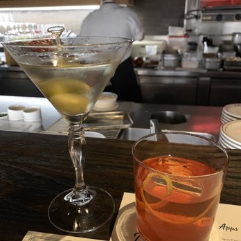 St. Clair Supper Club - Martini and Negroni - American Near Me - Chicago, Illinois