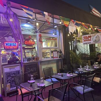 El Cristo Restaurant - Patio - Cuban Near Me - MIAMI, Florida
