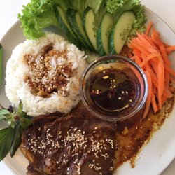 Banh Mi Sai Gon - Com xa xiu