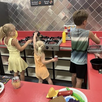 Hawaii Children's Discovery Center - Pro Tip: visit the original Liliha's Bakery, order breakfast at their countertop and then visit here ;) Your kids will have a blast! - Venues & Event Spaces Near Me - Honolulu, Hawaii Hawaii Children's Discovery Center - Pro Tip: visit the original Liliha's Bakery, order breakfast at their countertop and then visit here ;) Your kids will have a blast! - Venues & Event Spaces Near Me - Honolulu, Hawaii
