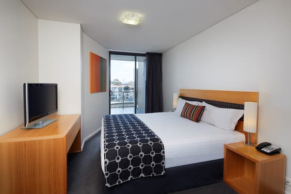East Perth Suites Hotel by null