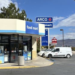 Arco - Store front
