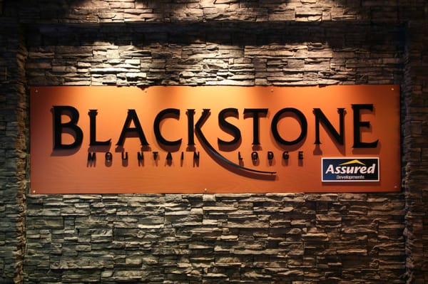 Blackstone Mountain Lodge by CLIQUE by null