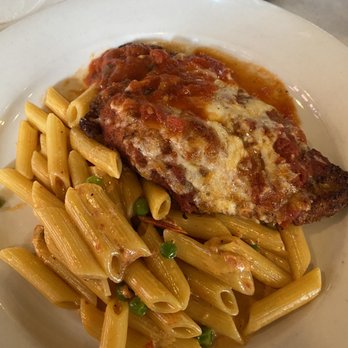 Grotta Azzurra - Penne Alla Vodka Chicken Parmigiana - Italian Near Me - New York, New York