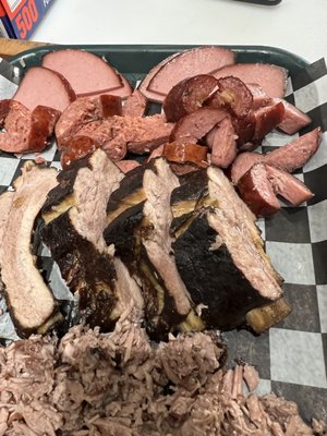 Elmer's BBQ by null