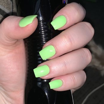 AR Nail Bar & Lounge - Dip manicure by Emma - Nail Salons Near Me - Somerville, Massachusetts