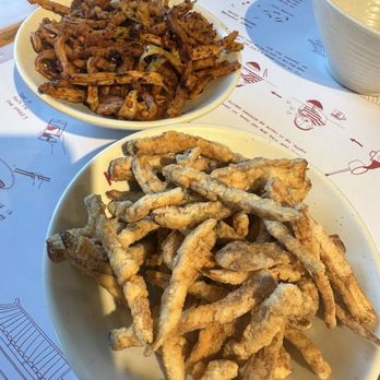 Mian - Fried mushrooms and Spicy dried radish - Noodles Near Me - Artesia, California