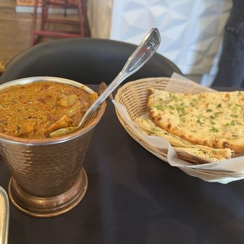 Curry Lounge - Punjabi balti bakra and Garlic Naangarlic - Indian Near Me - Artesia, California Curry Lounge - Punjabi balti bakra and Garlic Naangarlic - Indian Near Me - Artesia, California