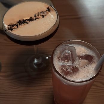 Dolly's - Coconut espresso martini & pinky tuscadero - Cocktail Bars Near Me - New York, New York