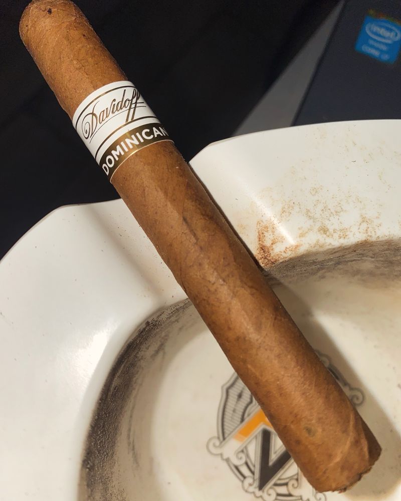 Tobacco Habana - Cypress Logo