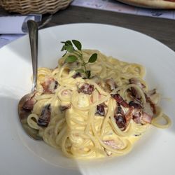 Hotel-Restaurant Steinbock - Carbonara w bacon